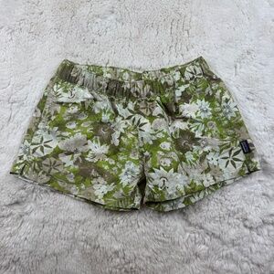 Patagonia Barely Baggies Women's Shorts 2.5 Inches Green Botanical Style57041 XS